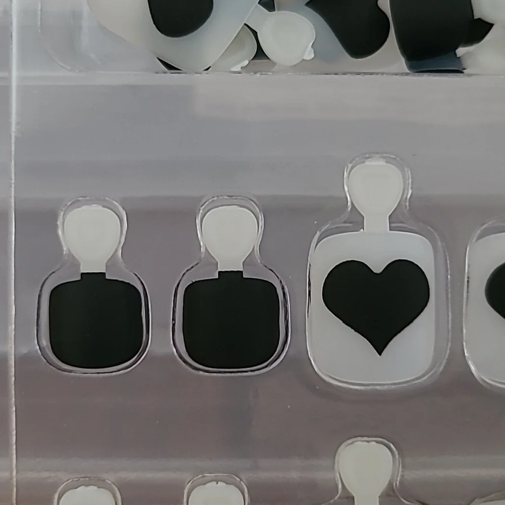 2/$16 Hearts Press On Toenails